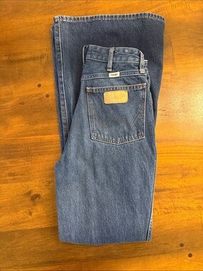 Wrangler high rise button fly flare Jeans